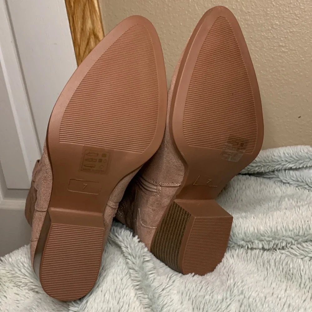 Western dress boots pale pink gray NEW in package - Picture 6 of 6